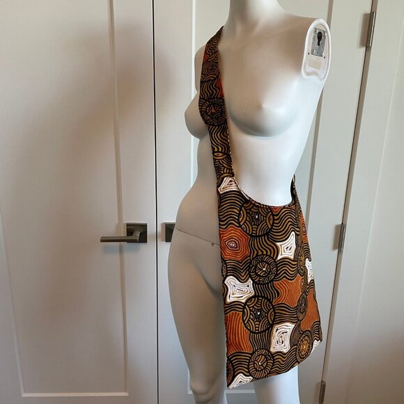 OzAboriginal Jukurrpa Cotton Canvas Crossbody Bag by Artist Bessie Liddle OS - Picture 2 of 7